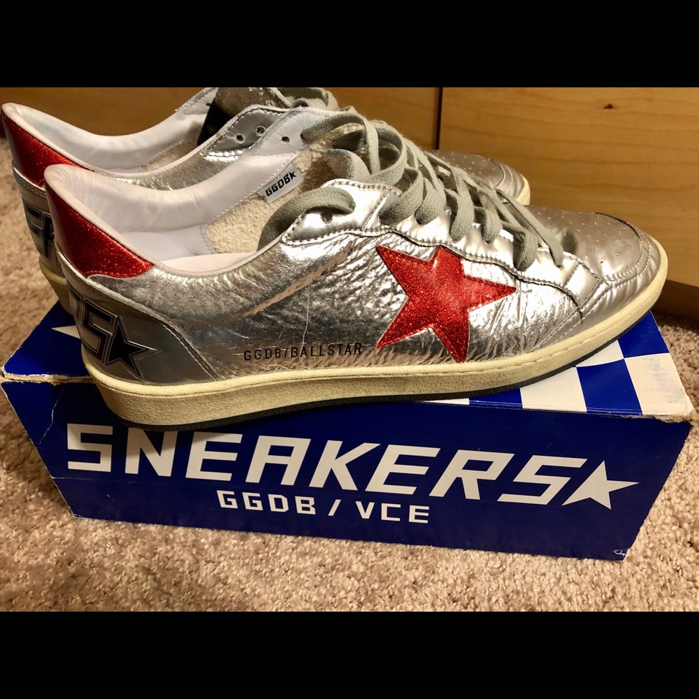 LIKE NEW Golden Goose Sneakers Ball Star SilverRed